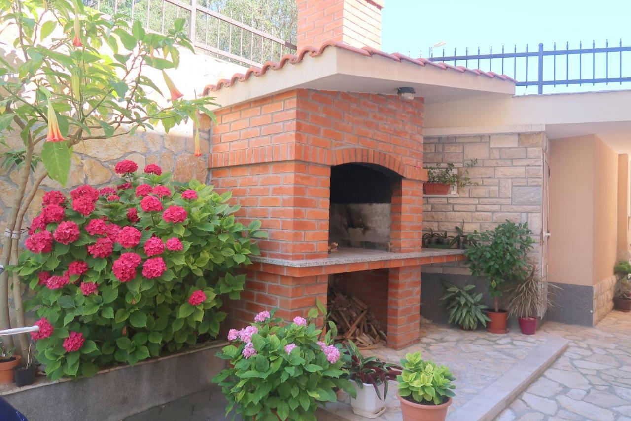 Cvita Apartments Trogir Exterior photo